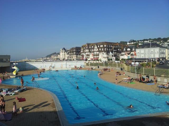 Un chez soi bord de mer Trouville-sur-Mer Extérieur photo